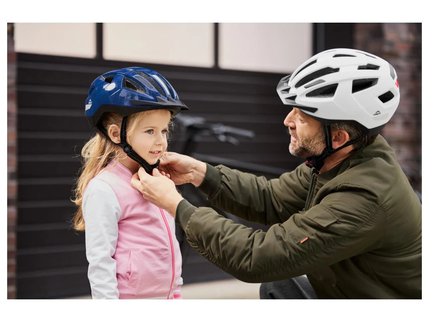 CRIVIT Dětská cyklistická helma velikost s modrá - Obrázek 2